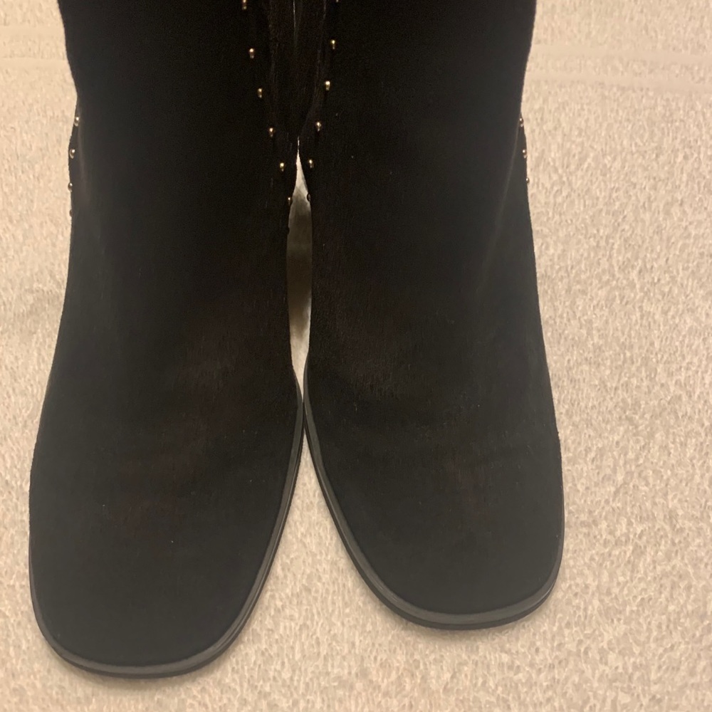 Forever Booties - Picture 4 of 5